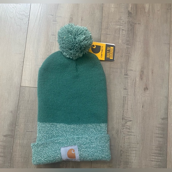 3 Brand new hats and 1 earmuffs (never used) - Picture 2 of 8